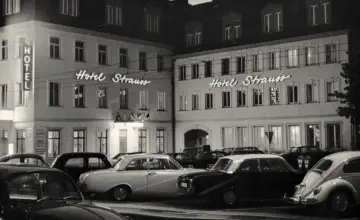 Damals im Hotel Strauss Hotel Strauss Aussenansicht damals