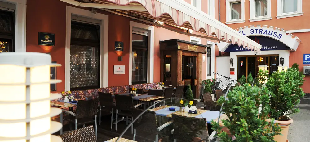 Impressum - Hotel Strauss Würzburg Impressum Hotel Strauss Würzburg